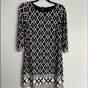 INC International Concepts Black & White Shift Dress Size 10